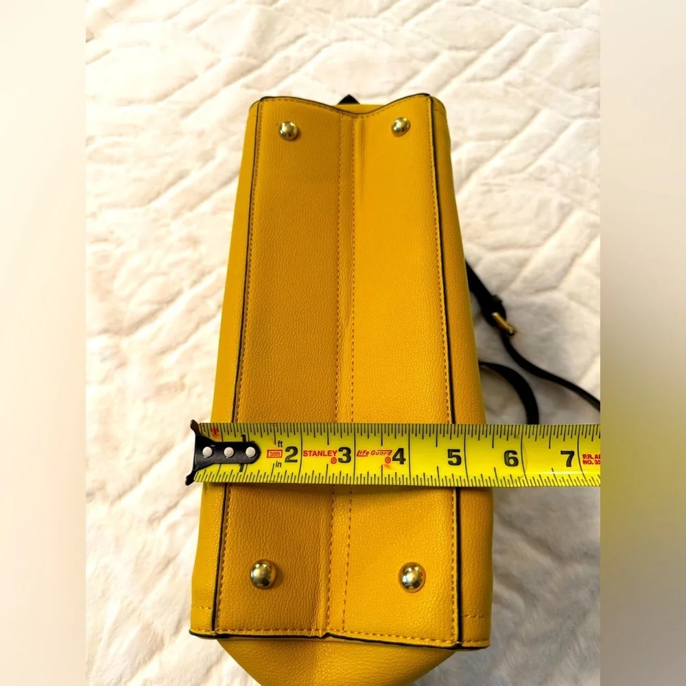 MIA chic mustard
